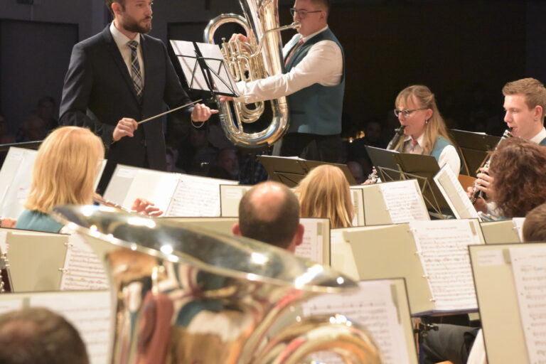 Jahreskonzert 2019 Lionel Emmenegger begeistert das Publikum