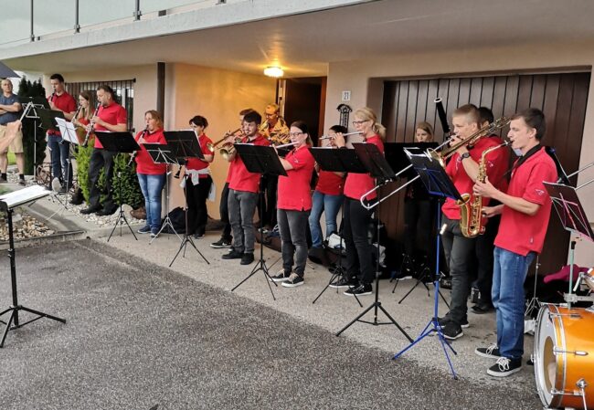 Ständli Tour der Ortsmusik Rüediswil