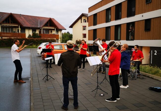 Ständli Tour der Ortsmusik Rüediswil