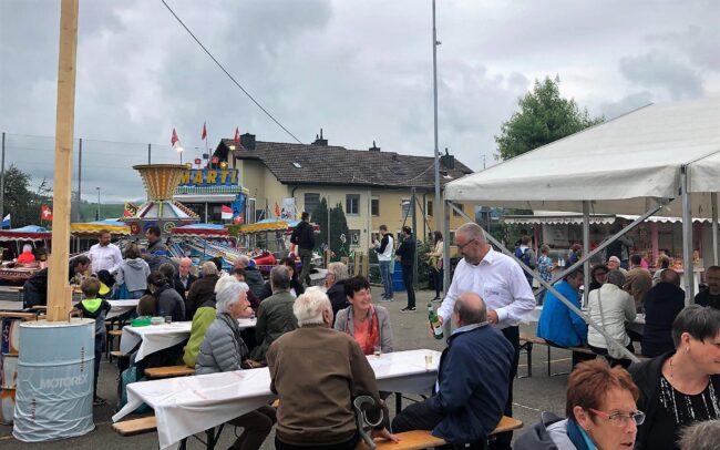 Apéro der Ortsgemeinschaft Rüediswil