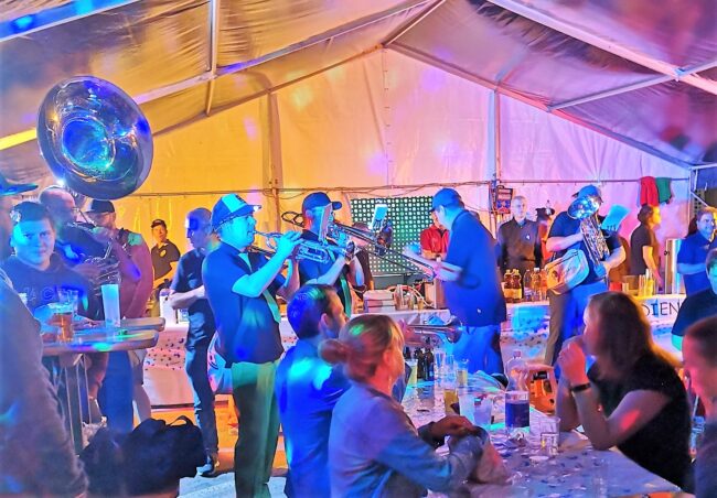 Express mit tollen Gigs