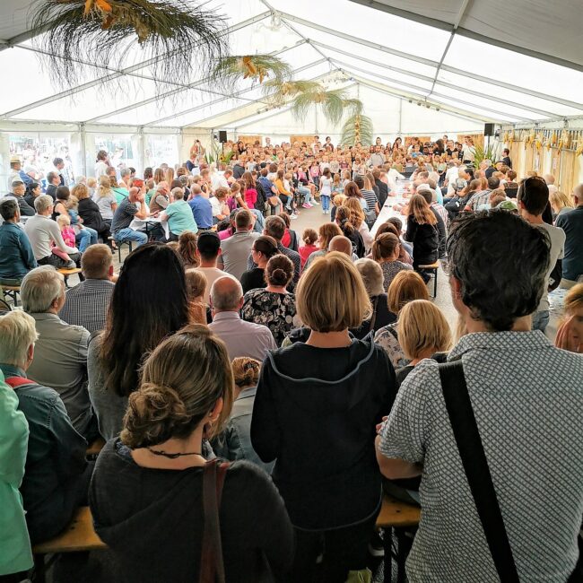 Fullhouse an der Eröffnungsfeier
