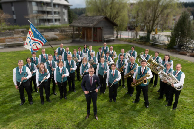 Foto vom Palmsonntag und Altersheimständli 2023 der Ortsmusik Rüediswil die Harmoniemusik aus der Gemeinde Ruswil (Foto von Stefan Dubach / Niveau Fotos Ruswil)