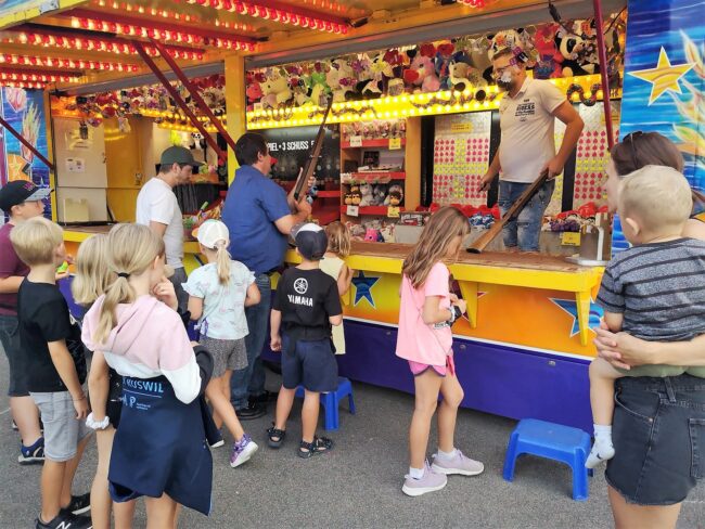 Begehrter Schiessstand beim Fürobebier an der Kilbi Rüediswil 2023