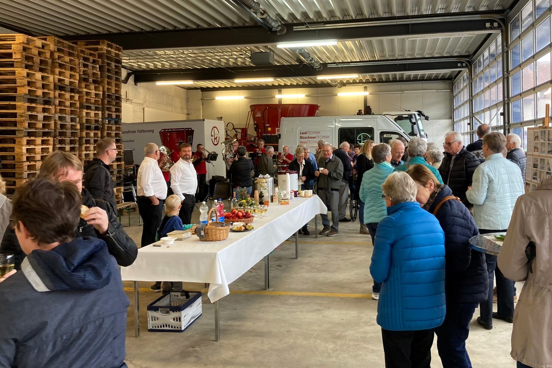 Der Apéro wurde von der Ortsgemeinschaft Rüediswil gespendet.