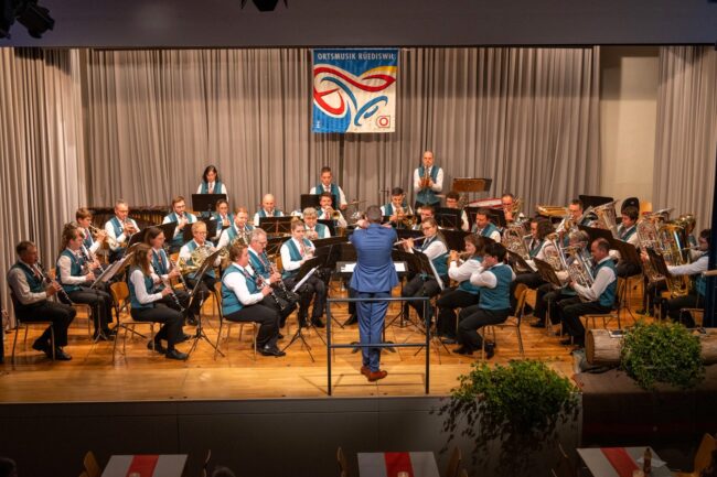 Konzerte 2023 der Ortsmusik Rüediswil zum Motte "Heimat mis Dehei"