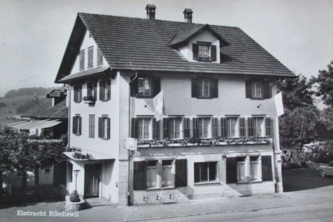 Lange Zeit war das Restaurant Eintracht in Rüediswil das Stammlokal und Konzertlokal der Ortsmusik Rüediswil.