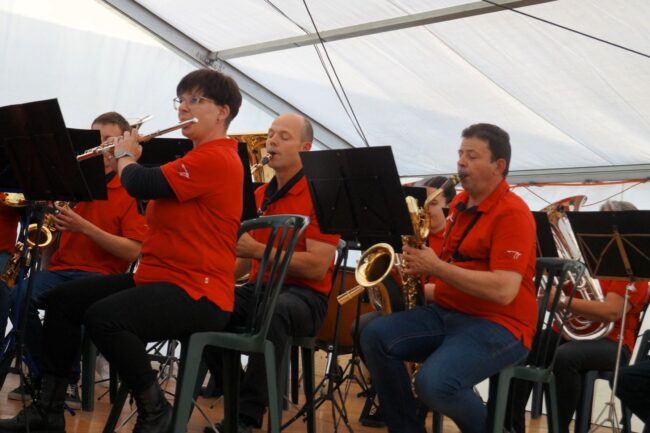 Am 22. Juni 2024 fand in Ruswil auf dem Märtplatz das zweite Blasmusik OpenAir statt. Der Polka "Auf der Vogelwiese" mit Gesang und Musik