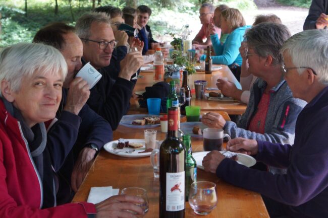Picknick der Ortsmusik im Rüediswiler Wald