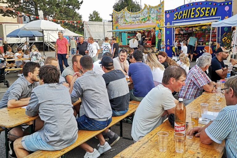 Die Kilbi Rüediswil 2024 lockte zahlreiche Leute an.