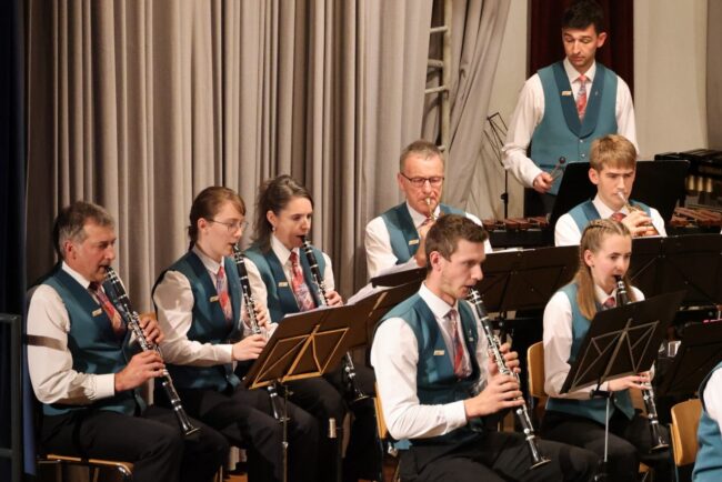 Die Jahreskonzerte der Ortsmusik Rüediswil fanden am 9./10. November 2024 im Pfarreiheim Ruswil statt.