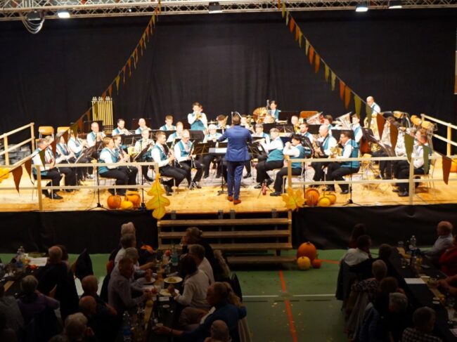 Die Ortsmusik Rüediswil begeisterte das zahlreiche Publikum an ihrem etwas anderem Jahreskonzert.